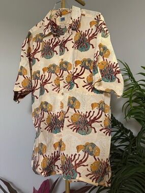 Kahala Tropical Fish Print Aloha Shirt